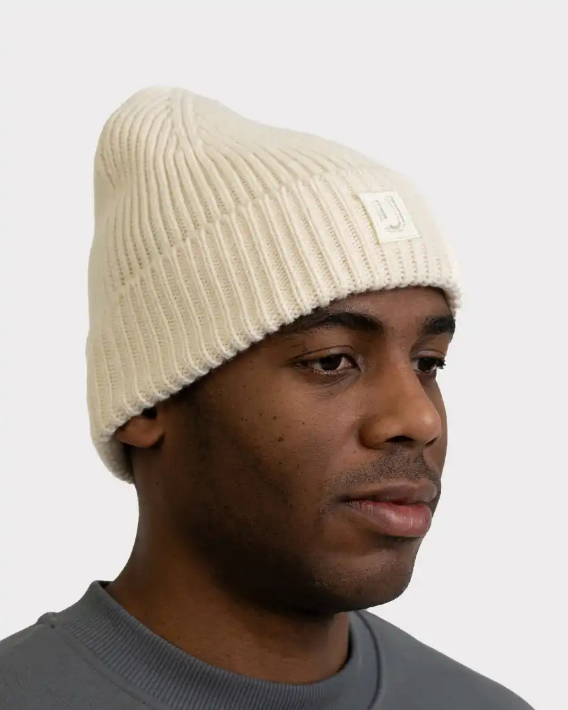 Beanie “Billie”