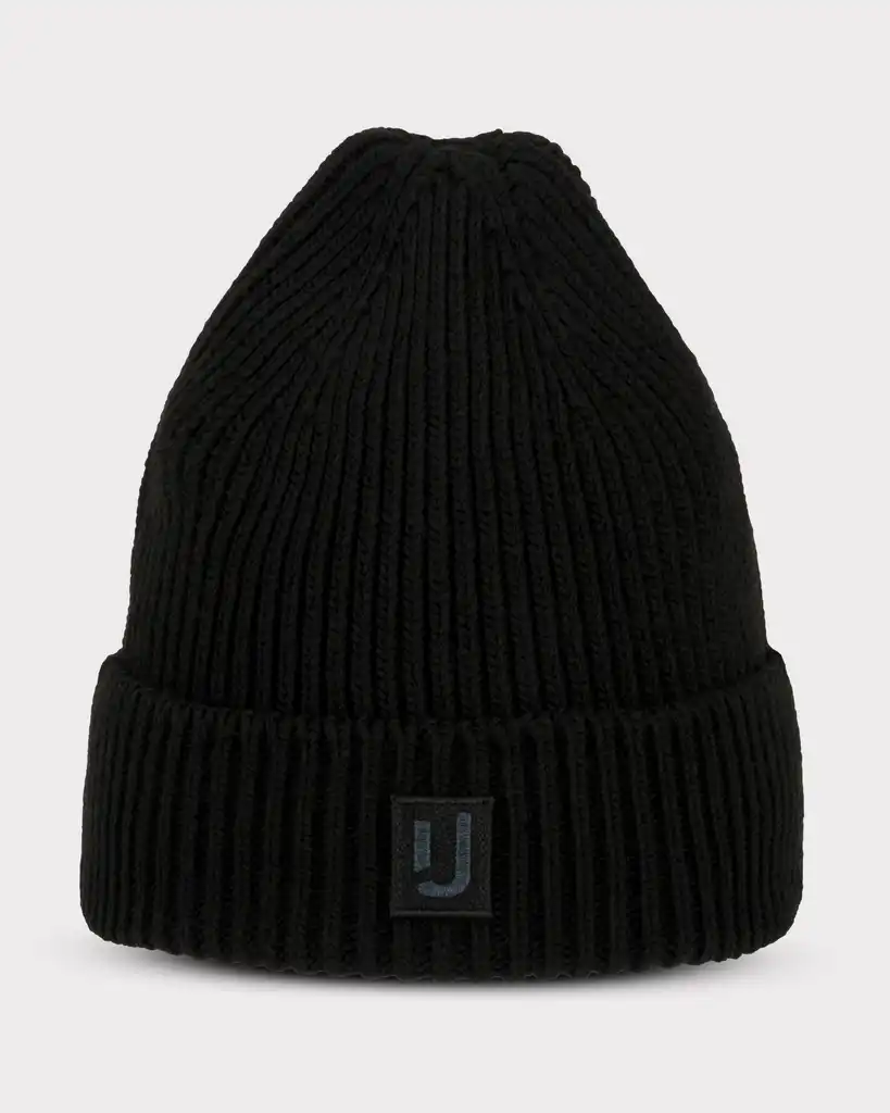 Beanie “Billie”