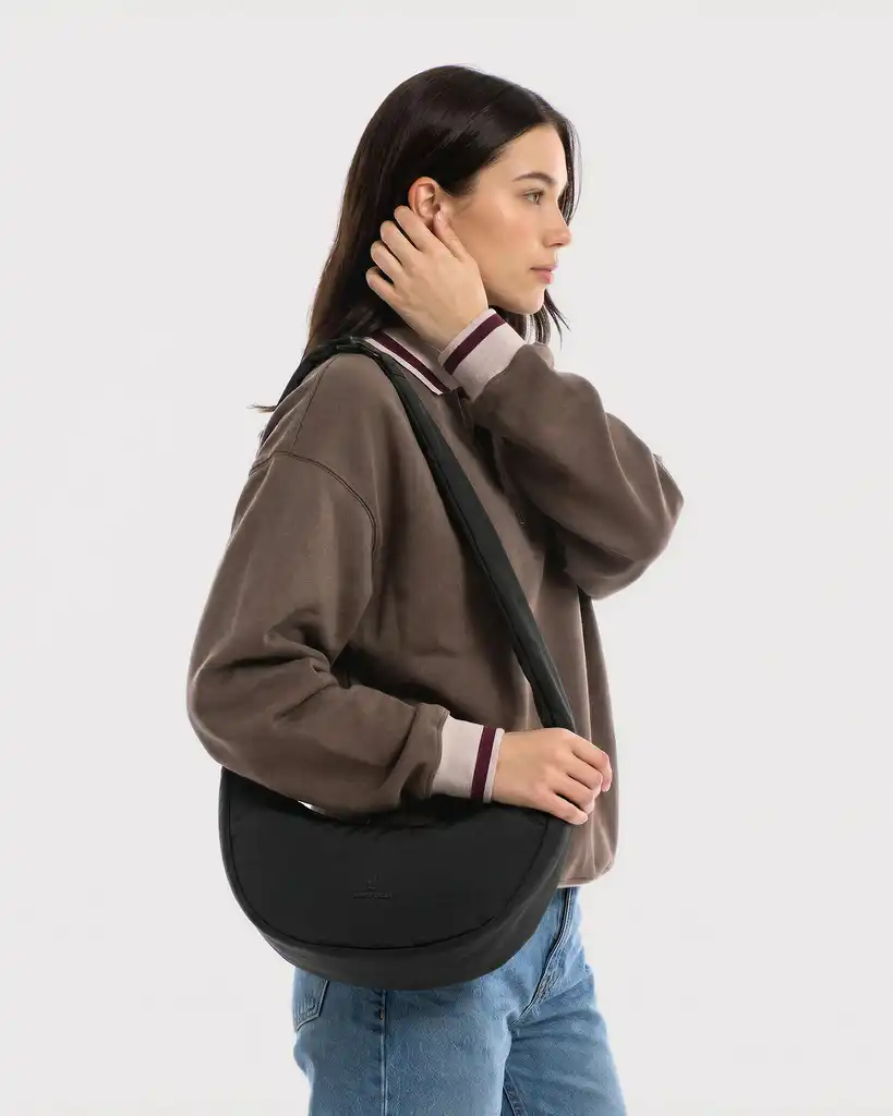 Half Moon Bag "Lou Medium"