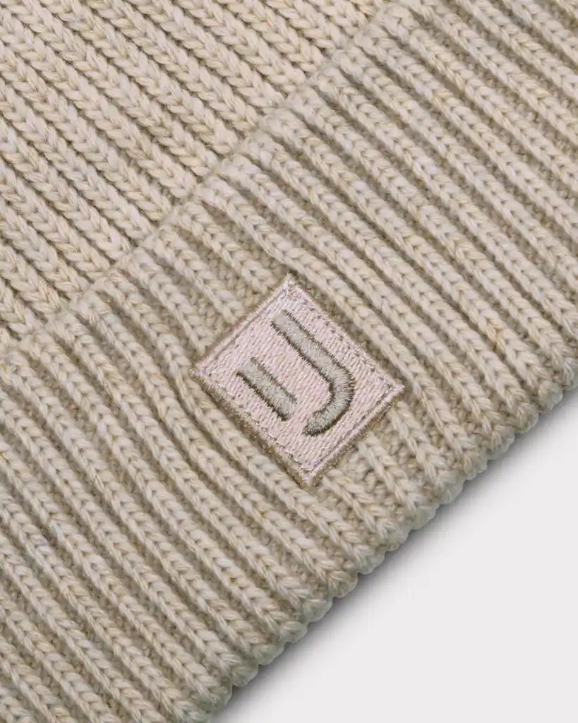 Beanie “Billie”