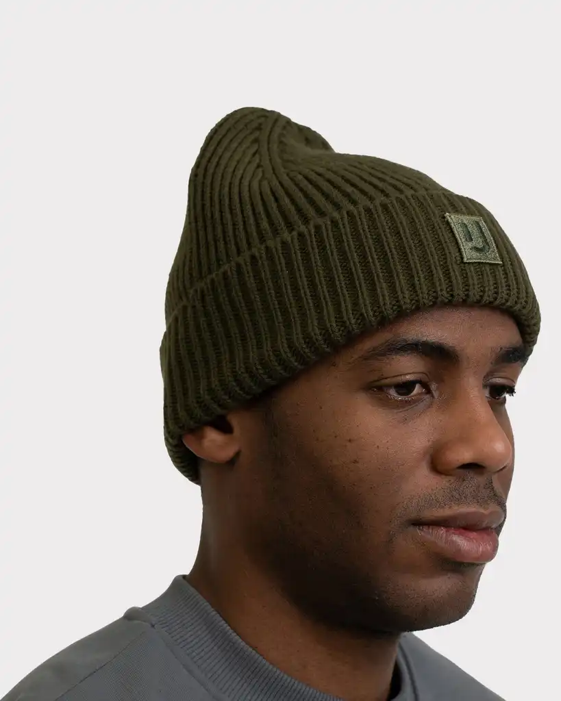 Beanie “Billie”
