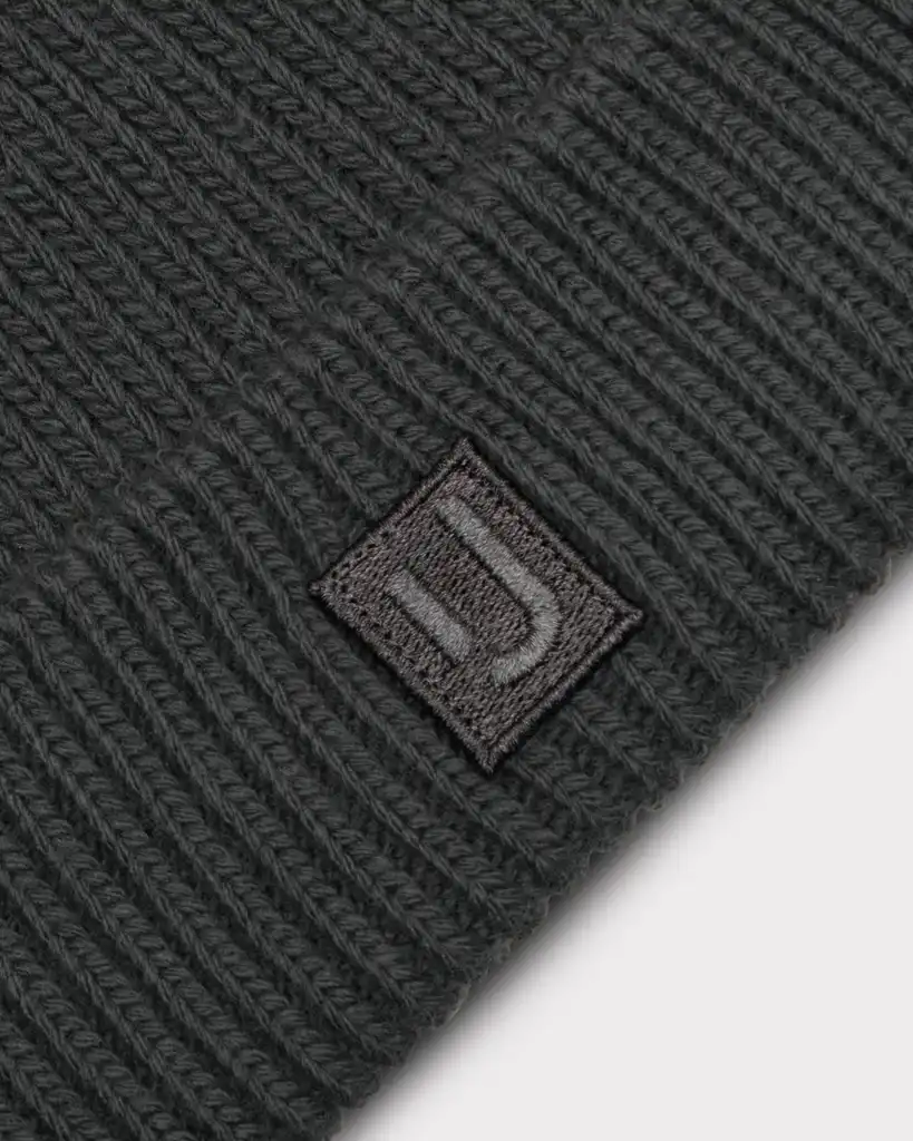 Beanie “Billie”